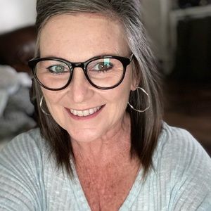 Meet your Posher, Mandy